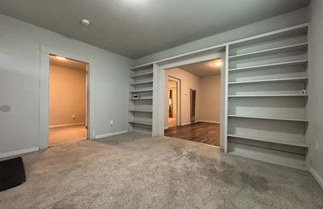 Charming 2-Bedroom Ranch-Style Home in Fresno – Great Location Near Schools!