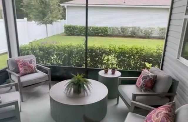 Charming fully furnished 3BR House in Jacksonville