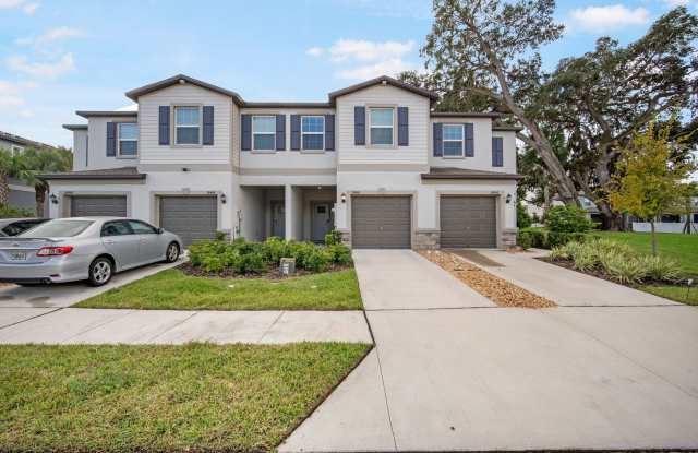 Photo of Beautiful 3/2.5 townhome with attached one car garage in Abbott Square. SECTION 8 WELCOME.