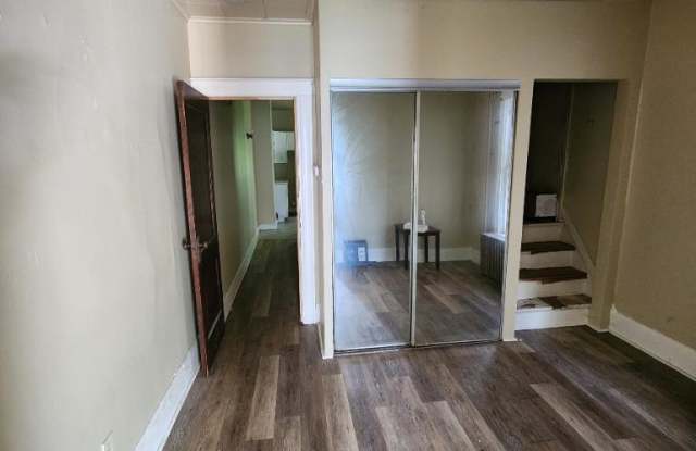 1122 Haeberle Avenue - 2