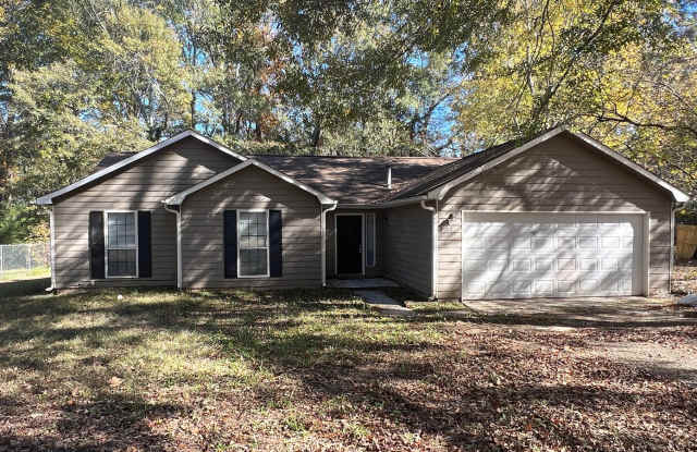 Photo of THE PERFECT 3 BEDROOM 2 BATHROOMS RANCH HOME FOR YOUR FAMILY!