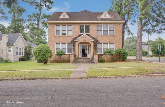 Two Bed One Bath South Highland Apartment - 759 Ratcliff Street, Shreveport, LA 71104