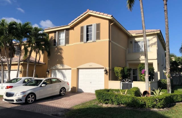 5490 NW 113th Ct - 5490 NW 113th Ct, Doral, FL 33178