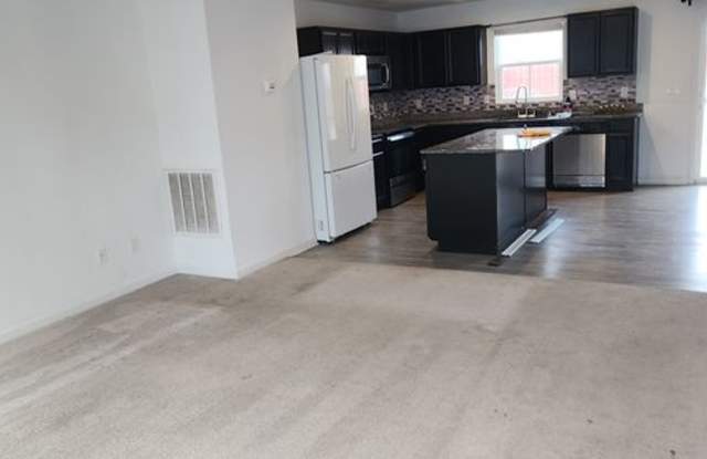 Charming 4BR House in Columbia