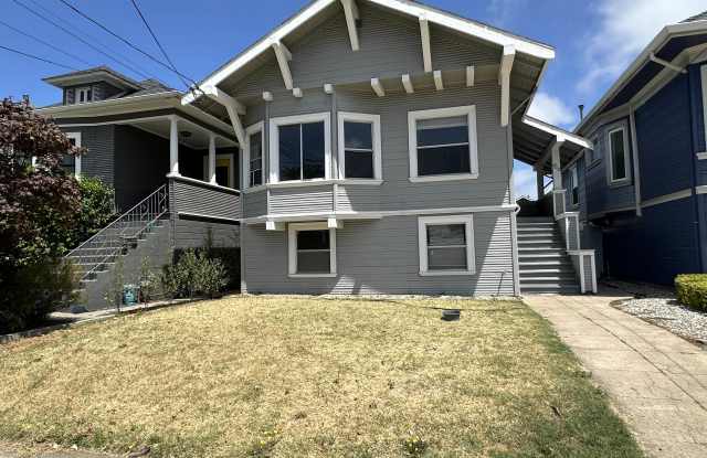 809 Haight Ave