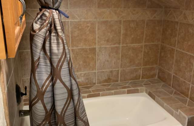 402 Cowgirl Crossing