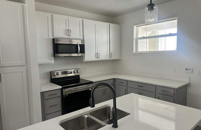 Photo of Pine Ridge Crossings