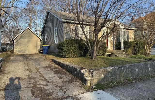 Photo of 185 E 11th Street