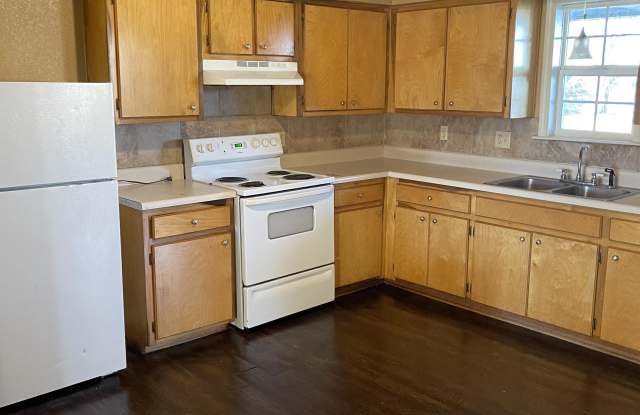 Photo of 1101 Vaugine Street - D