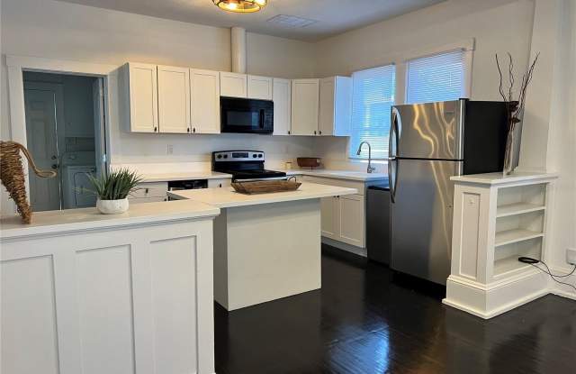 412 BRIERCLIFF DRIVE