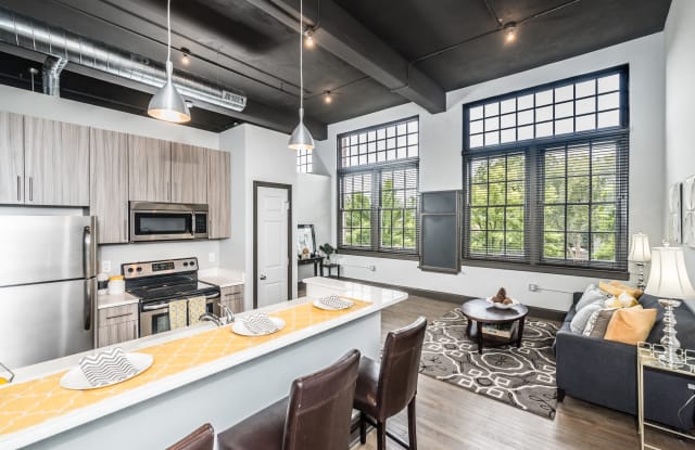 Lafayette Lofts St Louis Mo Apartments For Rent [ 415 x 640 Pixel ]