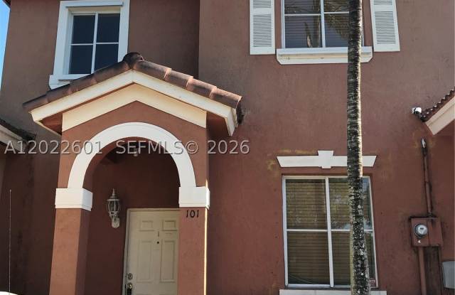 101 SW 15th Rd