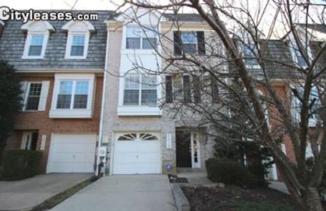 5918 Edson Ln - 5918 Edson Lane, North Bethesda, MD 20852