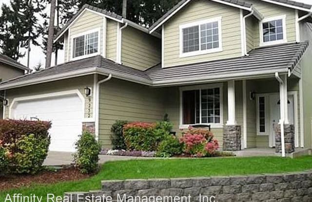 9232 Lewis Drive NE - 9232 Lewis Drive Northeast, Lacey, WA 98516