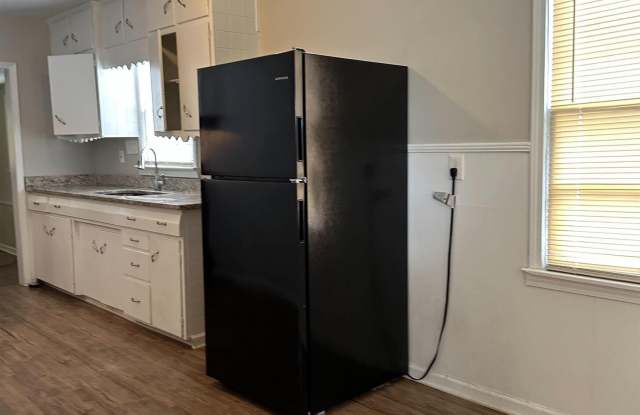 6720 FRANKFORT AVENUE