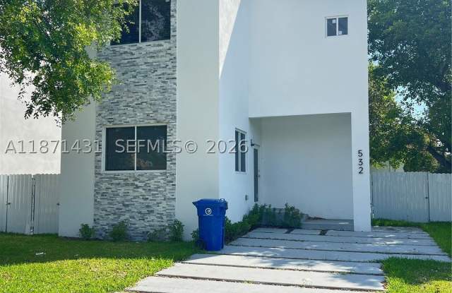 532 NW 17th Ave