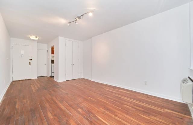 131 E 17TH ST. - 131 East 17th Street, New York City, NY 10003