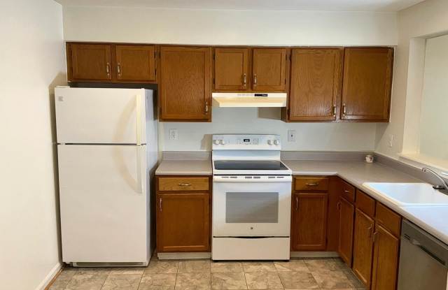 13637 WINTERSPOON Lane unit: 18