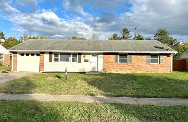 2274 Broadmoor