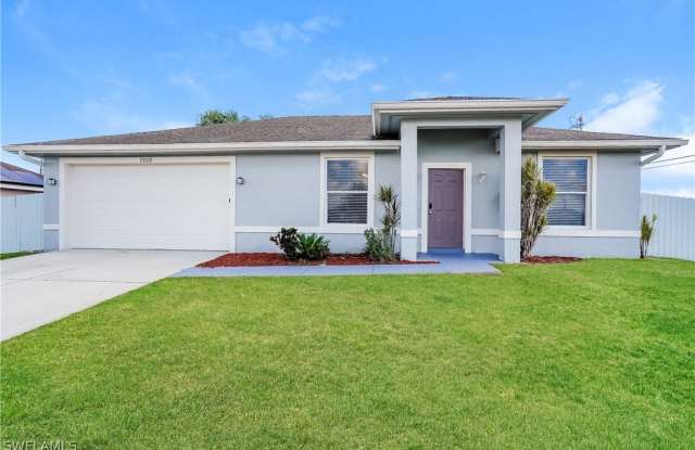 1323 NE 6th Place