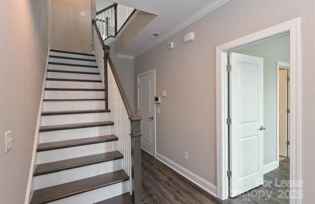 2635 Statesville Avenue