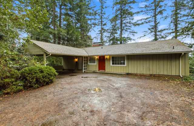 4 Bed 2.5 Bath available in Kirkland