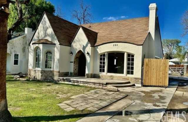 Photo of 220 Pacific Street