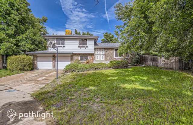 7862 West 84th Court