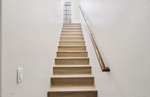 2498 W Cripple Creek Drive