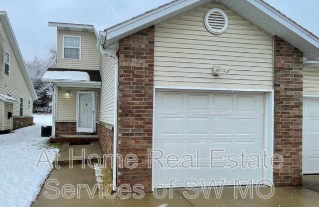 3031 N Fremont - 3031 North Fremont Avenue, Springfield, MO 65803