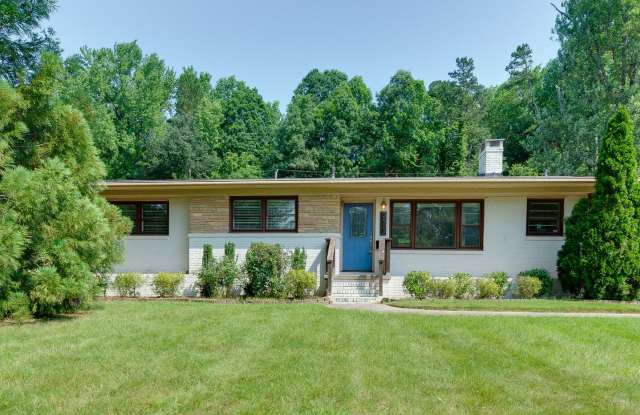 Updated and stunning Sheffield Park home that is ready for you!
