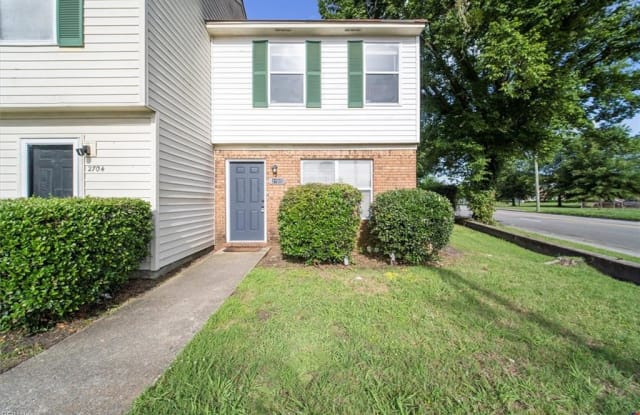 2700 Peach Street - 2700 Peach Street, Portsmouth, VA 23704