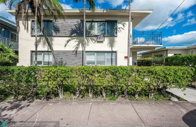 2025 Calais Dr - 2025 Calais Drive, Miami Beach, FL 33141