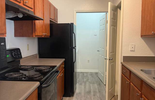 200 Vista Lake Dr Apt 1