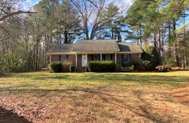 Huntersville, Downtown! Great Price!