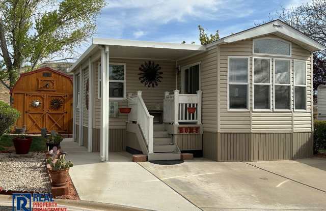 2 Bedroom in Canyons RV