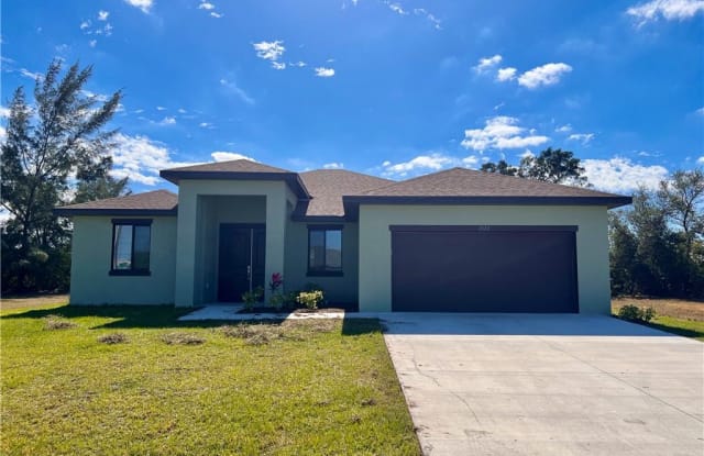 2622 SW 5th ST - 2622 Southwest 5th Street, Cape Coral, FL 33991