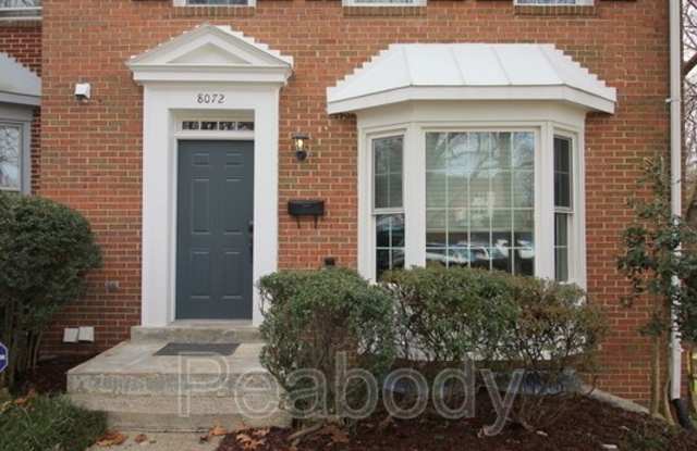 8072 Sleepy View Ln