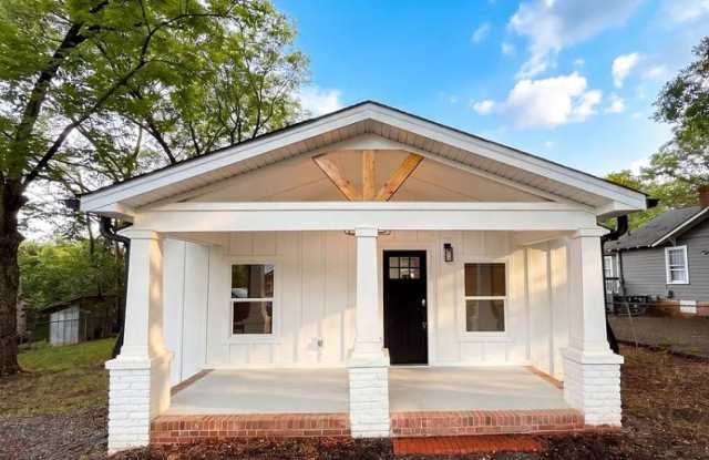 1013 Elm Street