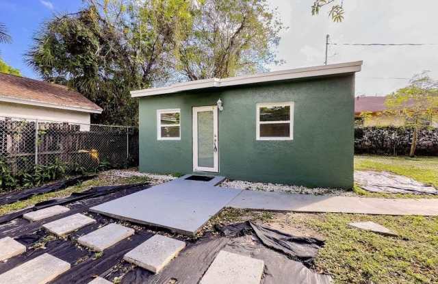 Photo of 1230 NE 2nd