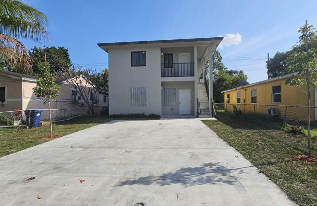 2140 Nw 64th St