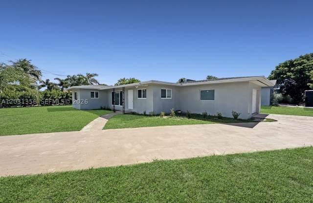 231 NE 16th Ave