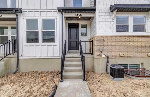 Photo of 1456 N 3920 W