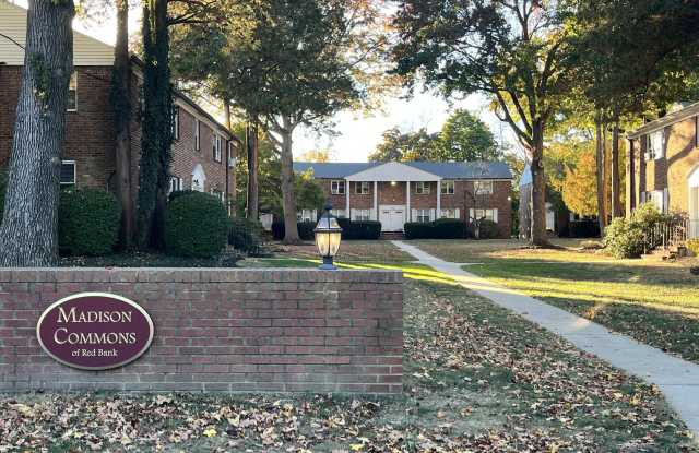 Photo of 142 South Street unit: 10A