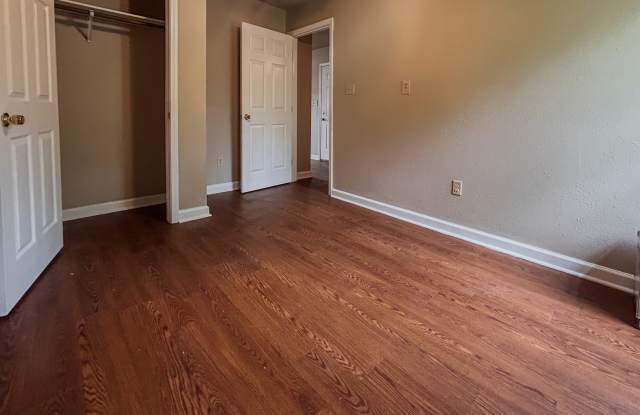 604 North Western Avenue Apt A