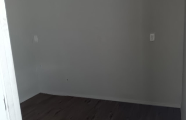 Photo of 207 N Phillips St