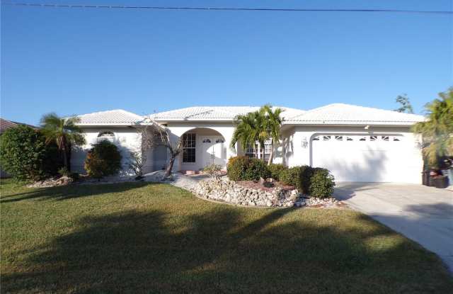 3313 GRENADA COURT