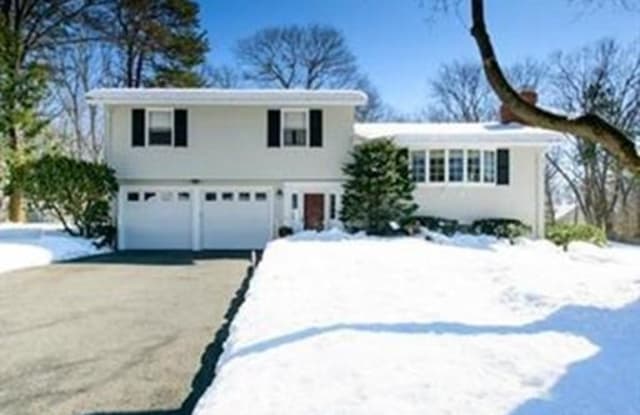 3 Nassau Dr - 3 Nassau Drive, Winchester, MA 01890