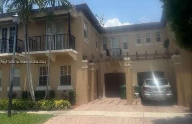 8657 Blaze Ct