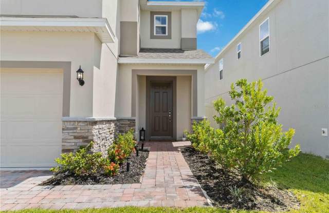 1161 GRAND HAMMOCK COURT